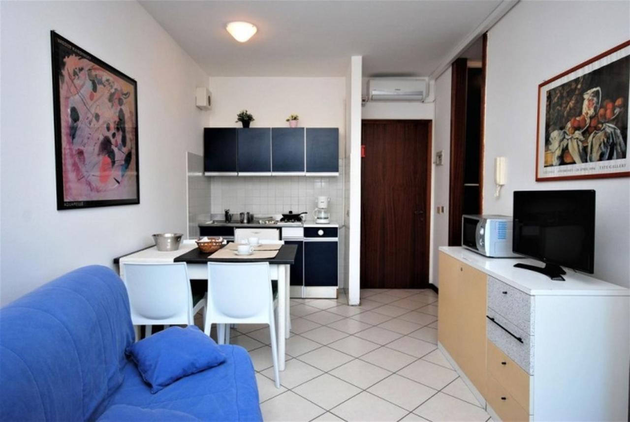 Residenza Rubin Apartment Lignano Sabbiadoro Exterior photo